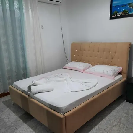 Festim Apartment