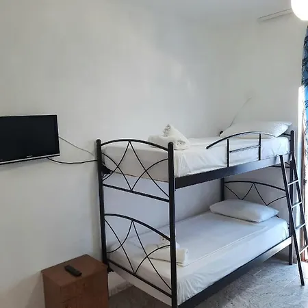 Festim Apartment *
