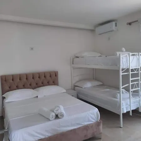 Festim Apartment